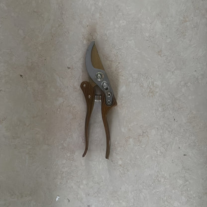 Ergonomische SK5 tuinschaar met houtnerf handgrepen