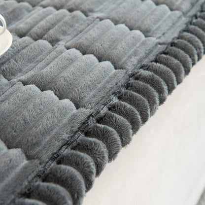 Sofabezug mit Plüschfalten