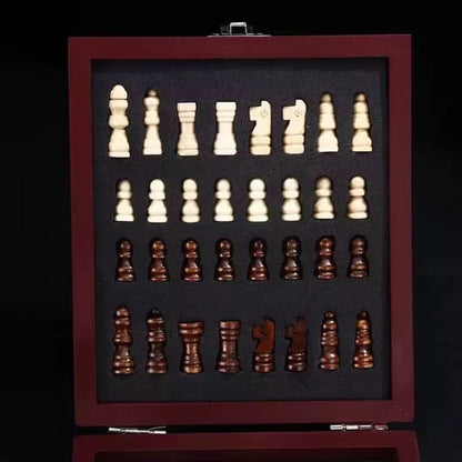 ChessCork Luxe Flessenopener Set – Houten Schaakdoos met Accessoires voor Wijnliefhebbers