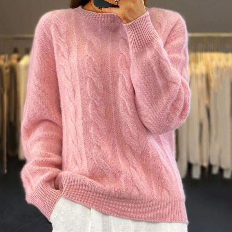 Knitted Winter Sweater for Women – Warmth and Elegance for the Season
